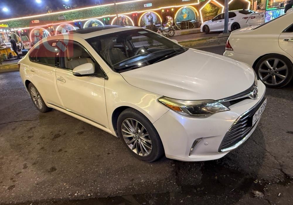 تويوتا أفالون